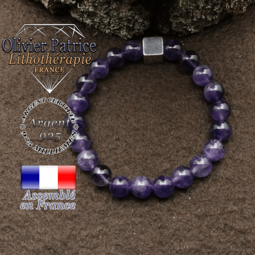 bracelet surmonte de son cube en argent 925 et en pierre naturelle amethyste