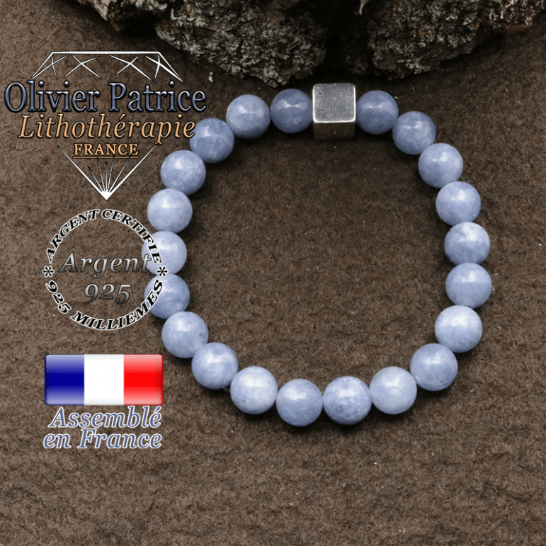 bracelet surmonte de son cube en argent 925 et en pierre naturelle angelite