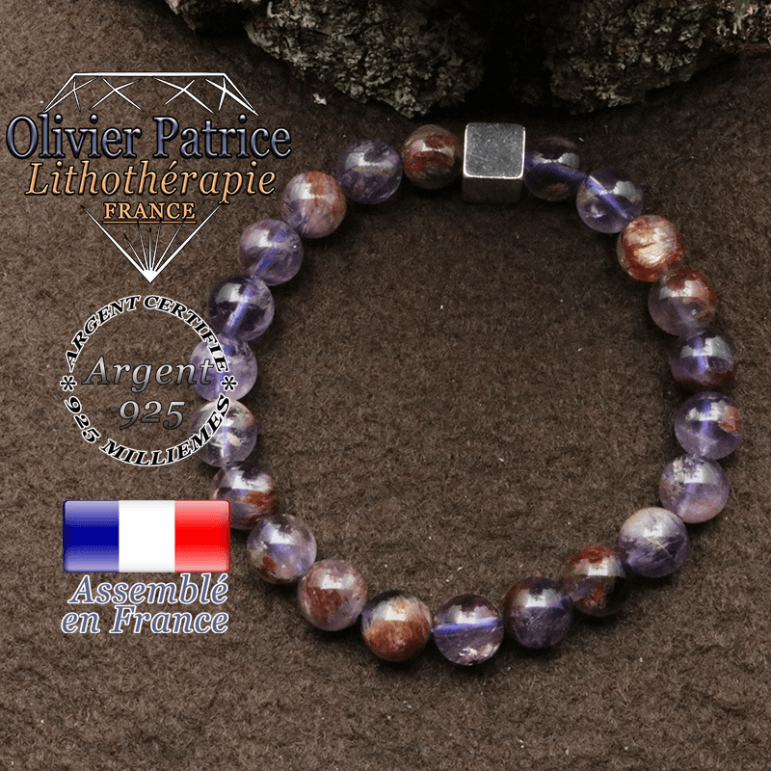 bracelet surmonte de son cube en argent 925 et en pierre naturelle cacoxenite