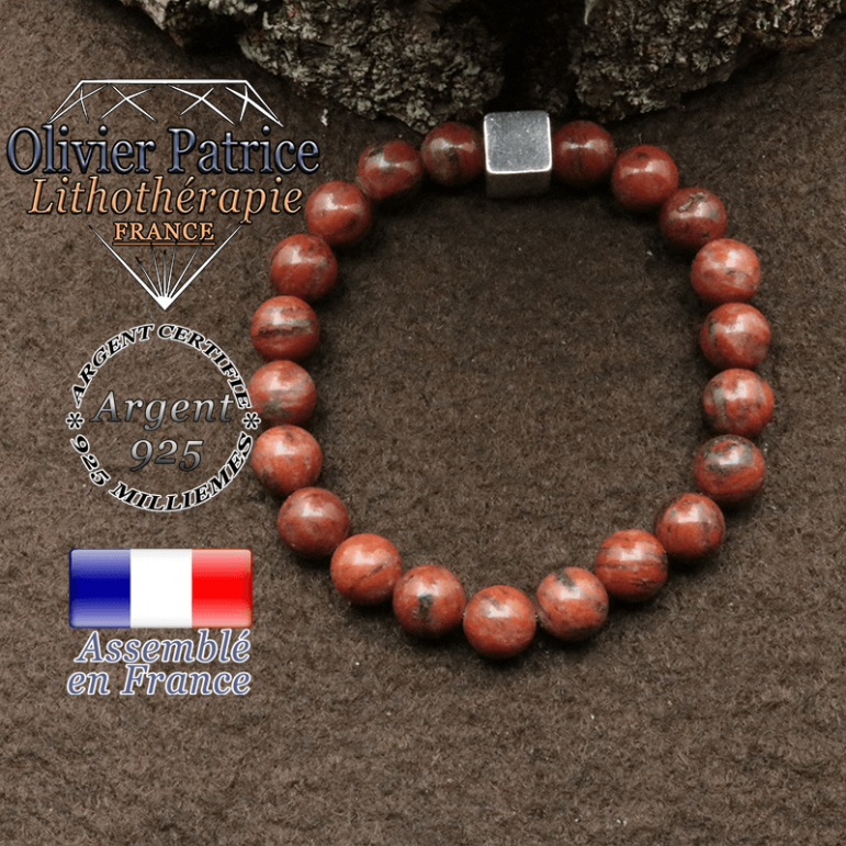 bracelet surmonte de son cube en argent 925 et en pierre naturelle jaspe rouge