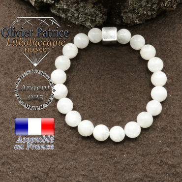 bracelet surmonte de son cube en argent 925 et en pierre naturelle pierre de lune