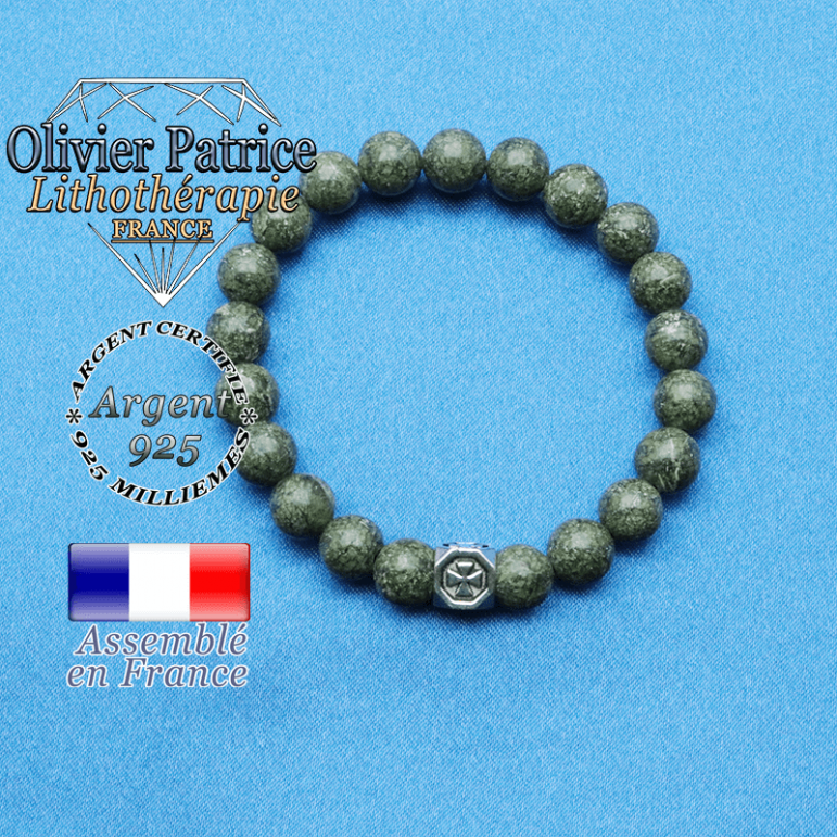bracelet cube croix en argent 925 et sa pierre naturelle en serpentine