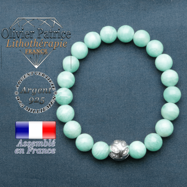 Bracelet surmonté de sa boule gravée de feuilles en argent 925 en pierre naturelle en amazonite