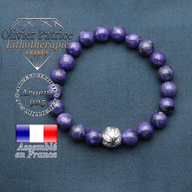 Bracelet surmonté de sa boule gravée de feuilles en argent 925 en pierre naturelle en charoite