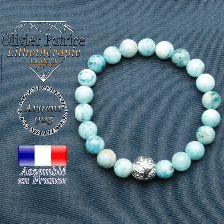 Bracelet surmonté de sa boule gravée de feuilles en argent 925 en pierre naturelle en hemimorphite