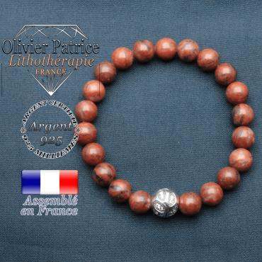 Bracelet surmonté de sa boule gravée de feuilles en argent 925 en pierre naturelle en jaspe rouge