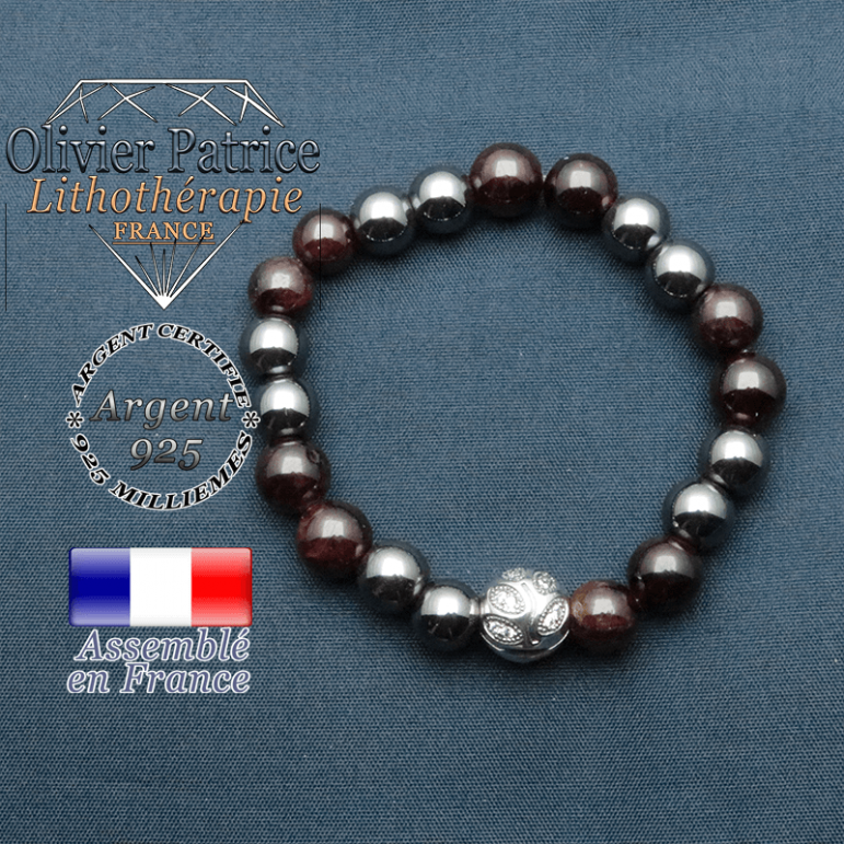 Bracelet surmonté de sa boule gravée de feuilles en argent 925 en pierre naturelle en grenat et hematite