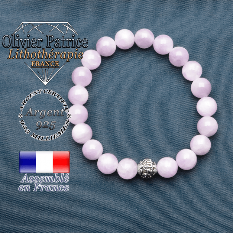 bracelet en pierre naturelle en kunzite et sa boule de finition om mani en argent plaqué
