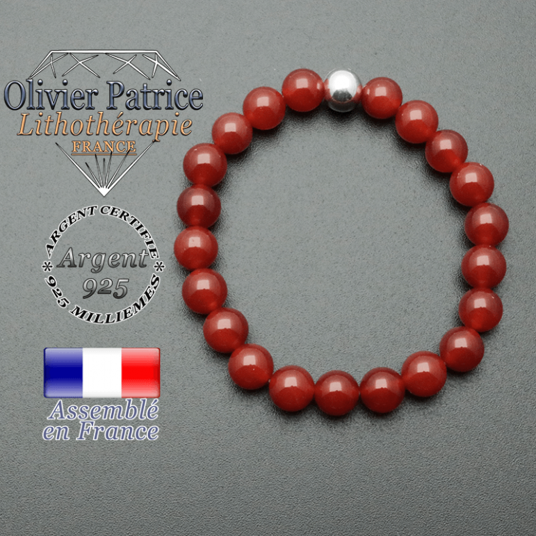 bracelet en pierre naturelle et sa finition boule lisse en argent 925 sa pierre est en cornaline