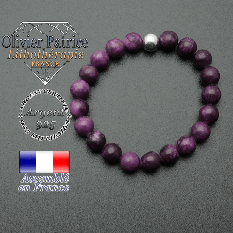 bracelet en pierre naturelle et sa finition boule lisse en argent 925 sa pierre est en sugilite