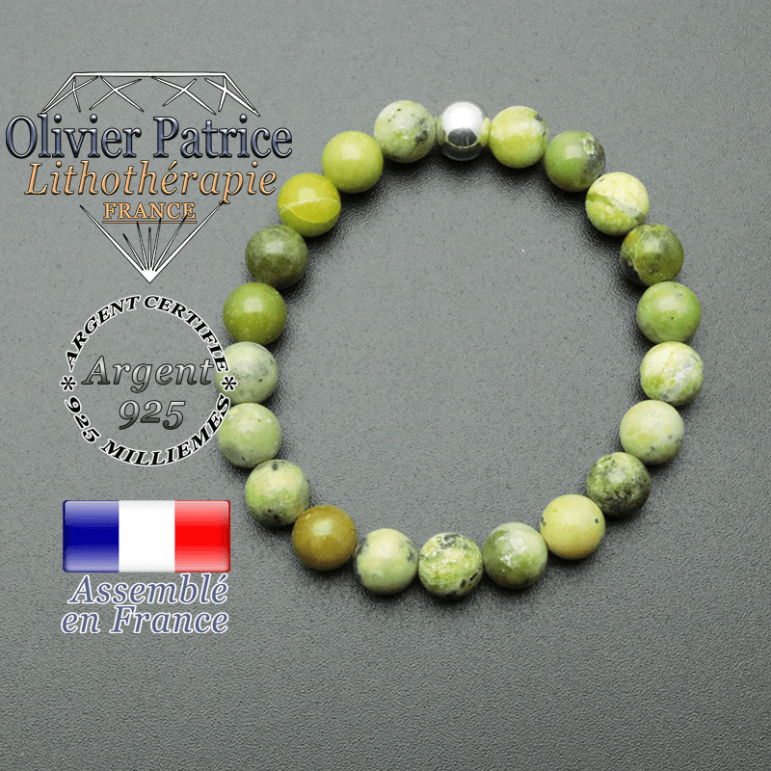 bracelet en pierre naturelle et sa finition boule lisse en argent 925 sa pierre est en turquoise africaine
