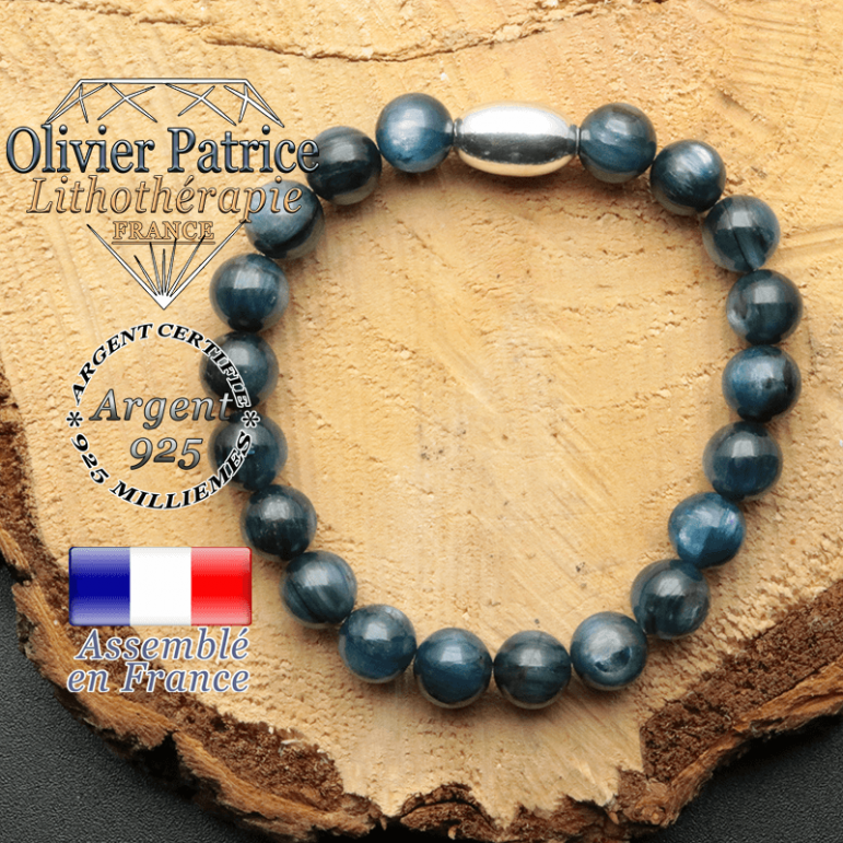 bracelet en pierre naturelle et son appret olive en argent 925 sa pierre est de la cyanite