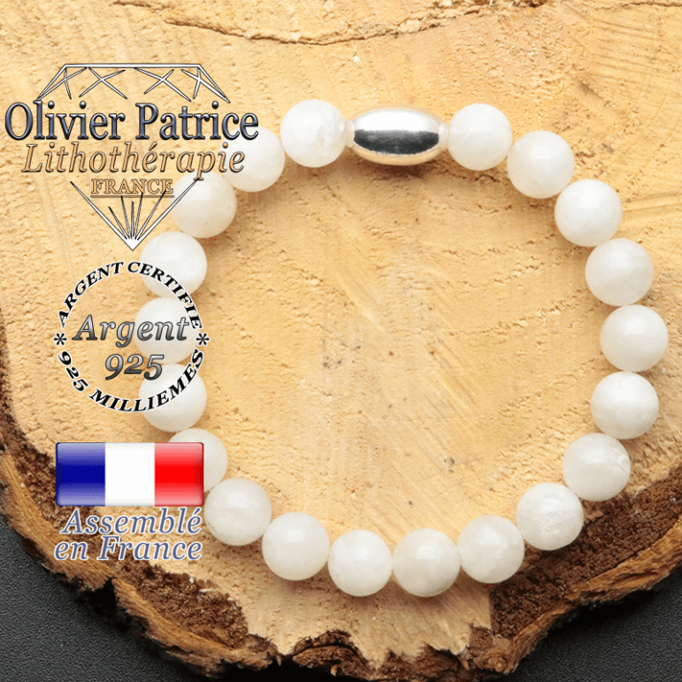 bracelet en pierre naturelle et son appret olive en argent 925 sa pierre est de la pierre de lune