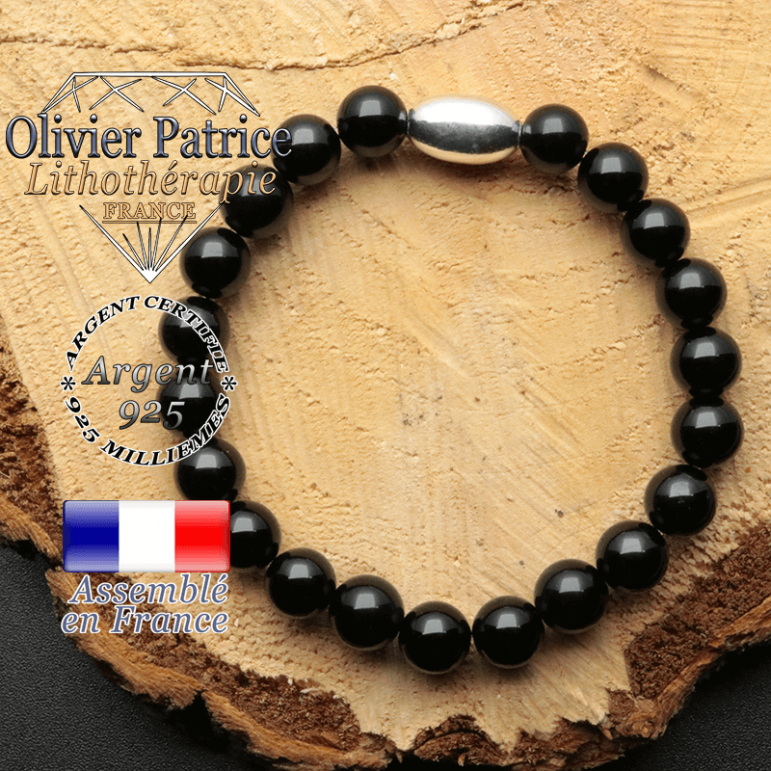 bracelet en pierre naturelle et son appret olive en argent 925 sa pierre est de la spinelle