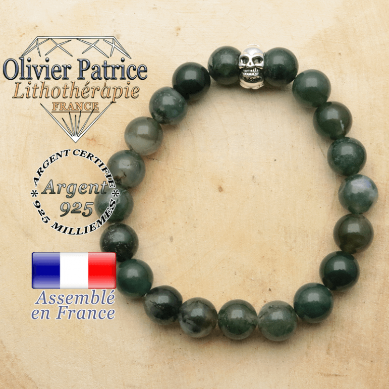 bracelet tete de mort avec sa pierre naturelle en agate mousse