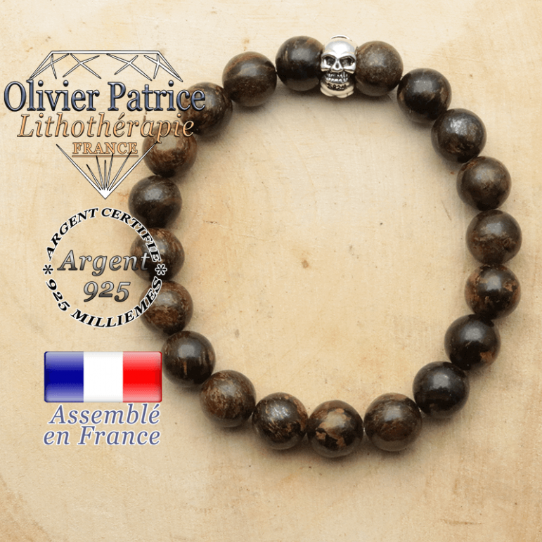 bracelet tete de mort avec sa pierre naturelle en bronzite