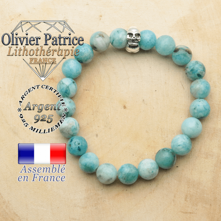 bracelet tete de mort avec sa pierre naturelle en hemimorphite