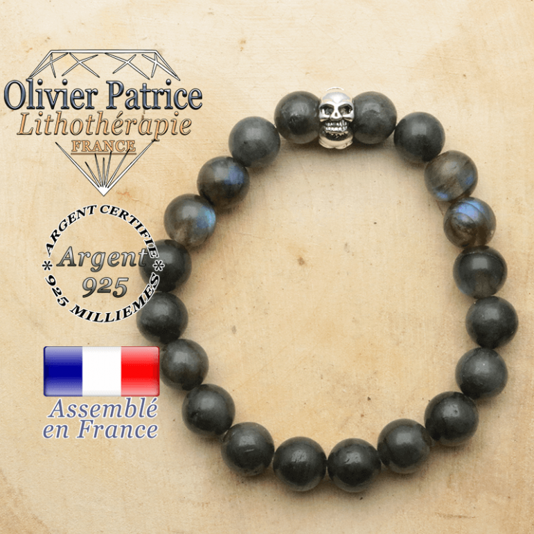 bracelet tete de mort avec sa pierre naturelle en labradorite