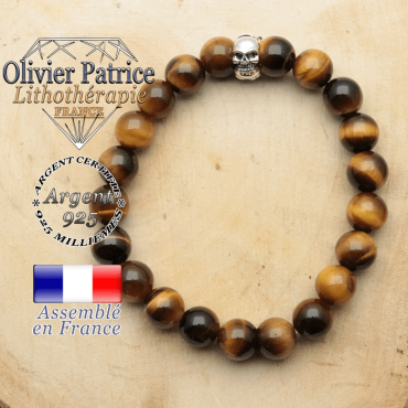 bracelet tete de mort avec sa pierre naturelle en oeil de tigre