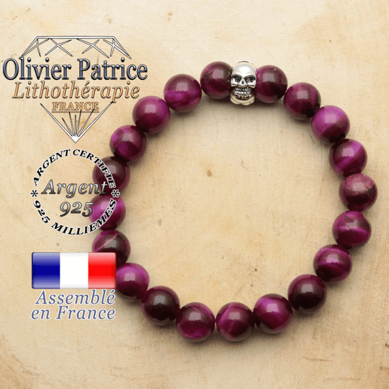 bracelet tete de mort avec sa pierre naturelle en oeil de tigre violette teinte