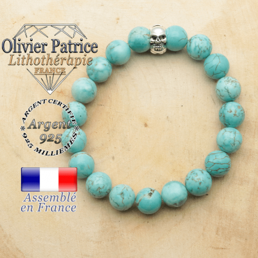 bracelet tete de mort avec sa pierre naturelle en turquoise