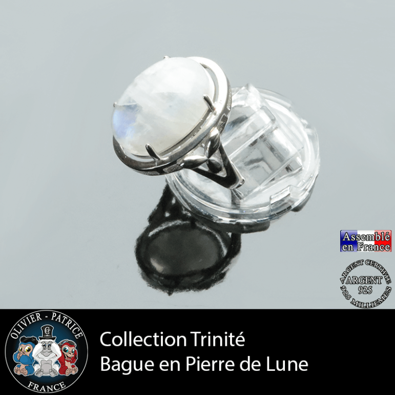 Bague Trinité en pierre de lune et argent 925