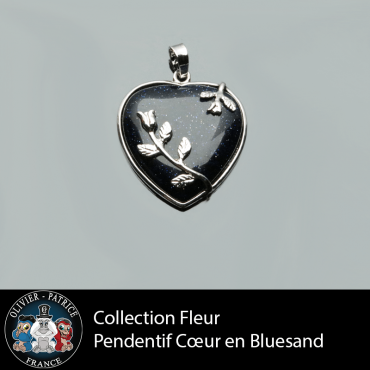 Pendentif blue sand coeur orné de roses en alliage
