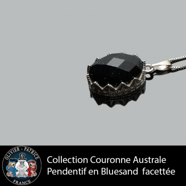Pendentif couronne en pierre de sable bleu : blue sand stone facettée en argent 925
