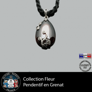 Collection fleur : pendentif en grenat
