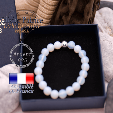 Bracelet opale et sa boule en argent 925 dans son écrin