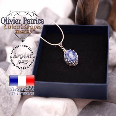 Pendentif couronne en pierre naturelle de sodalite facettée et en argent 925