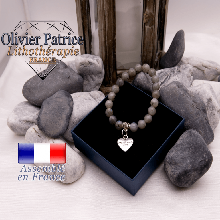 Bracelet de labradorite et son charms coeur en alliage