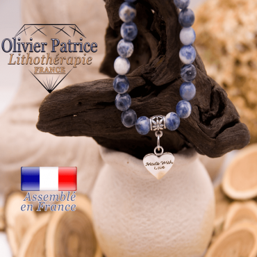 Bracelet sodalite et son charms coeur en alliage