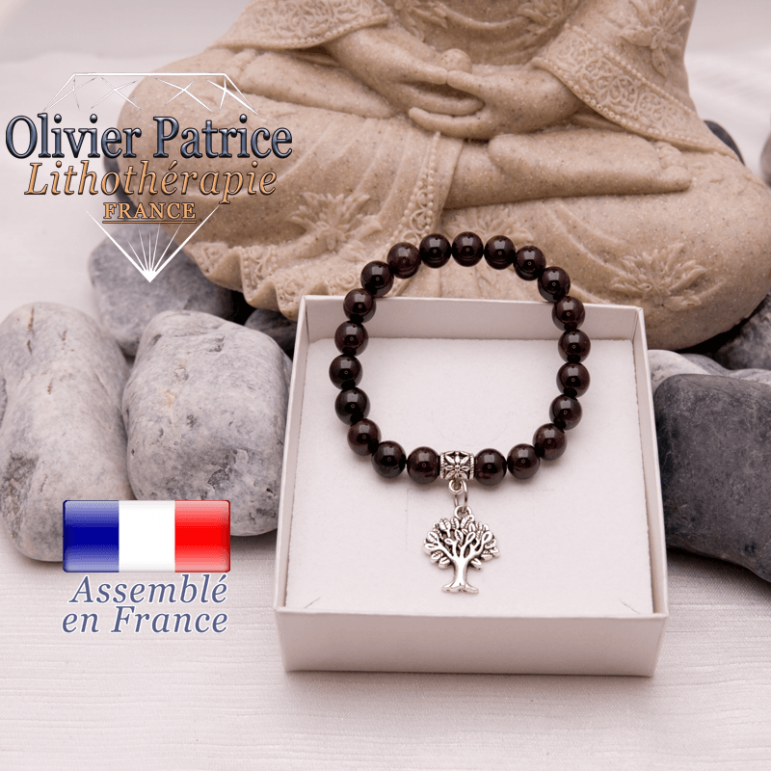 Bracelet grenat et son charms arbre de vie en alliage
