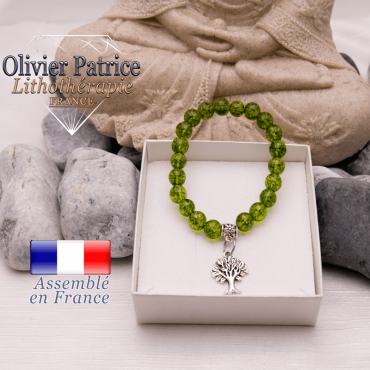 Bracelet péridot et son charms arbre de vie en alliage