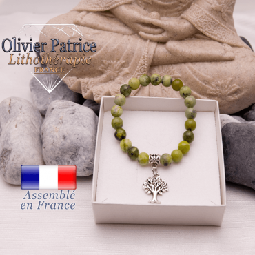 Bracelet turquoise africaine et son charms arbre de vie en alliage