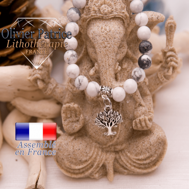 Bracelet howlite et son charms arbre de vie en alliage
