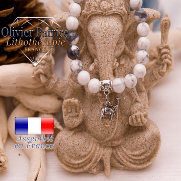 Bracelet howlite et son charms éléphant en alliage