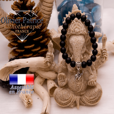 Bracelet onyx mat et son charms éléphant en alliage