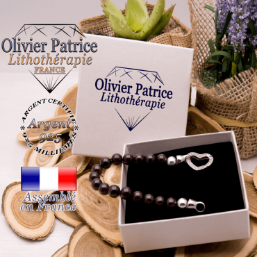Bracelet grenat et son fermoir coeur en argent 925
