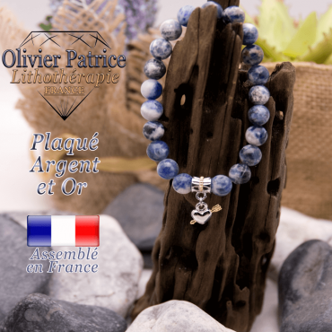 Bracelet sodalite charms coeur avec fleche plaqué or-argent à choisir