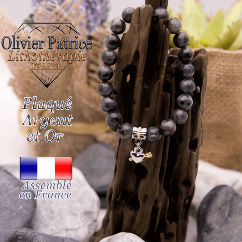 Bracelet larvikite charms coeur avec fleche plaqué or-argent