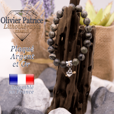 Bracelet jaspe zèbre vert charms coeur avec fleche plaqué or-argent