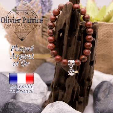 Bracelet jaspe rouge charms coeur avec fleche plaqué or-argent