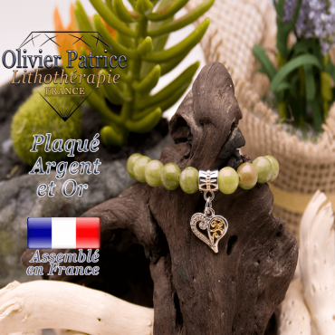 Bracelet jade néphrite du Canada charms coeur plaqué or-argent