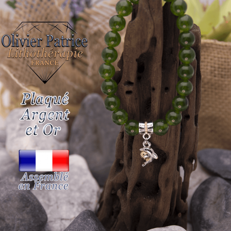 Bracelet jade de Taiwan charms 
dauphin plaqué or-argent
