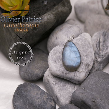 Pendentif labradorite avec bélière en argent 925