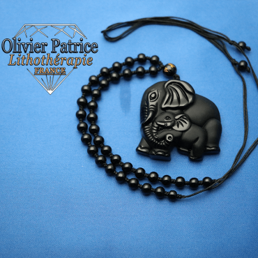 Pendentif éléphanteau et sa maman en obsidienne