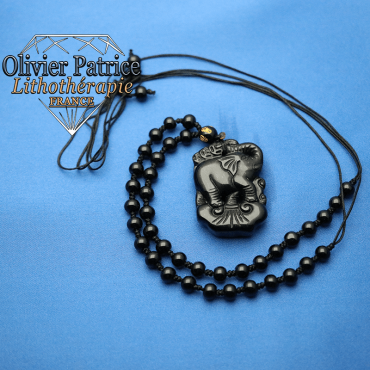 Pendentif en obsidienne dorée sculpture éléphant