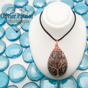 Arbre de vie en pierre naturelle de rhodonite